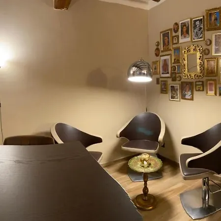 Frida Apartment *